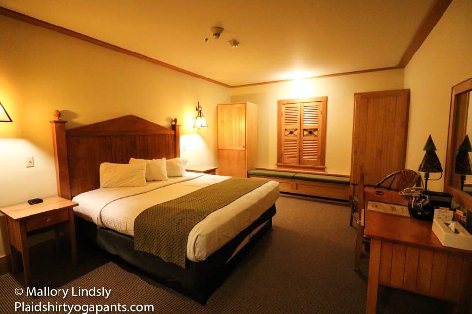 The inside of our cabin at Old Faithful Snow Lodge