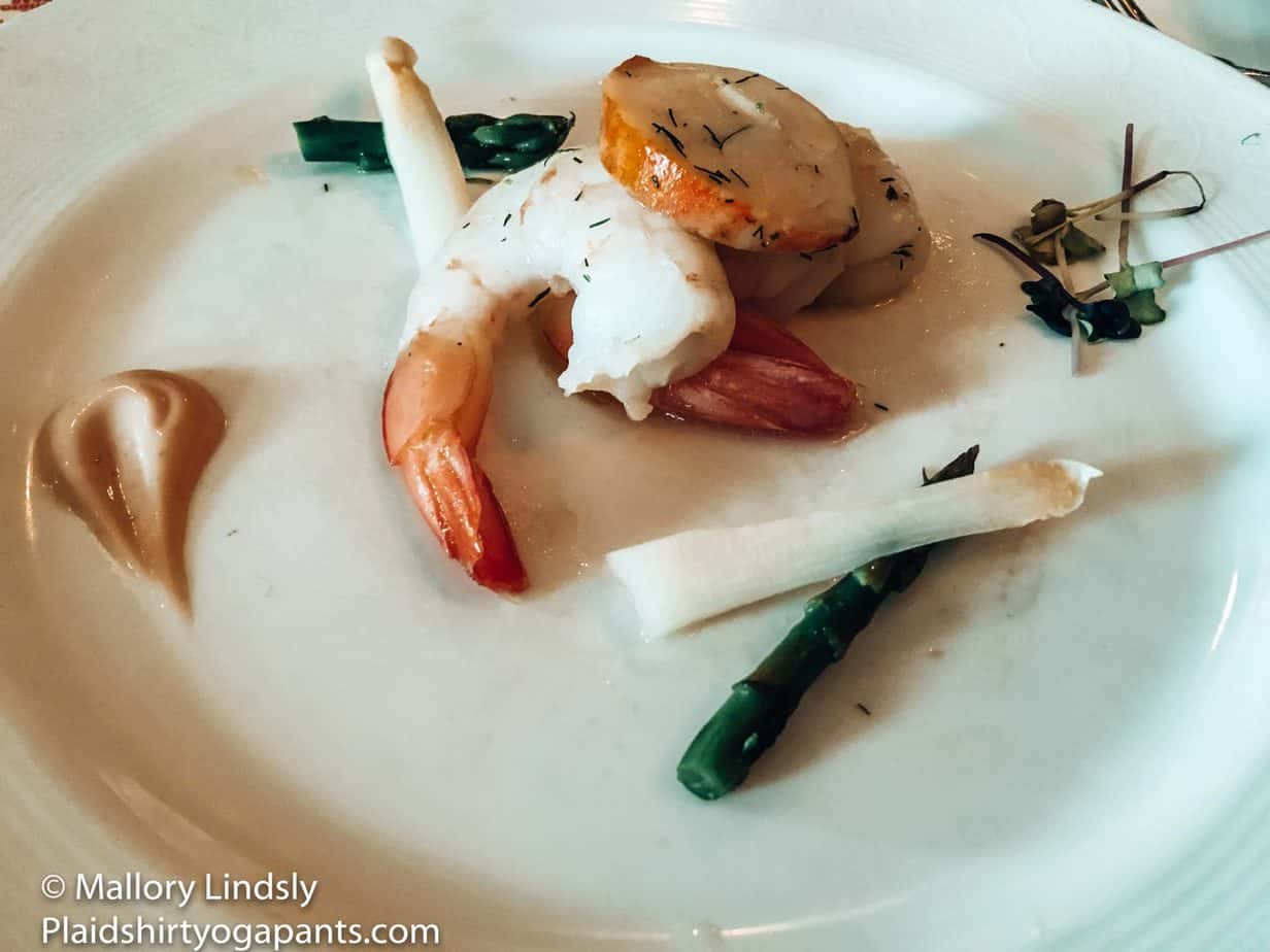Iced Lobster and Jumbo Shrimp with Green Asparagus