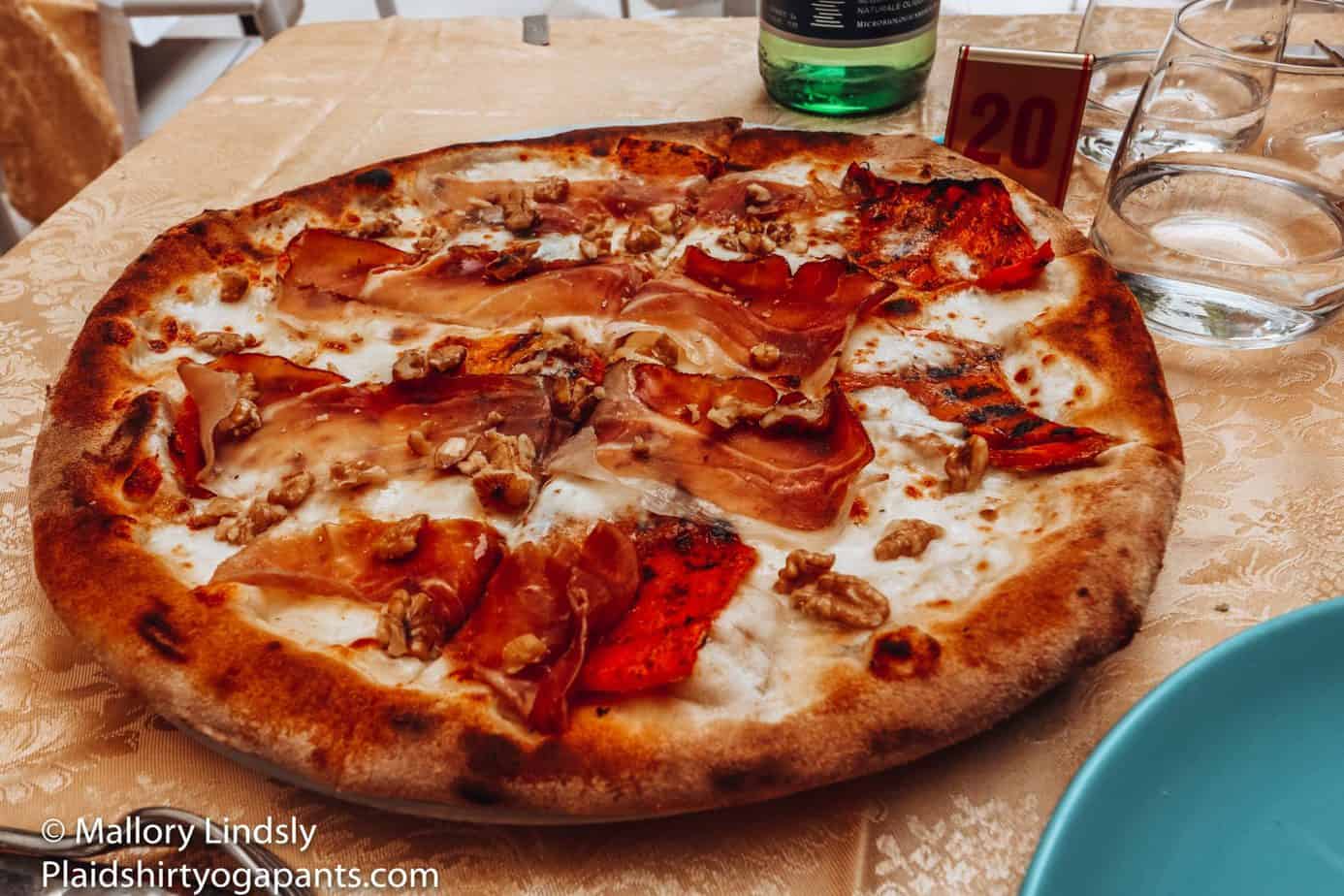 Pizza in Sorrento