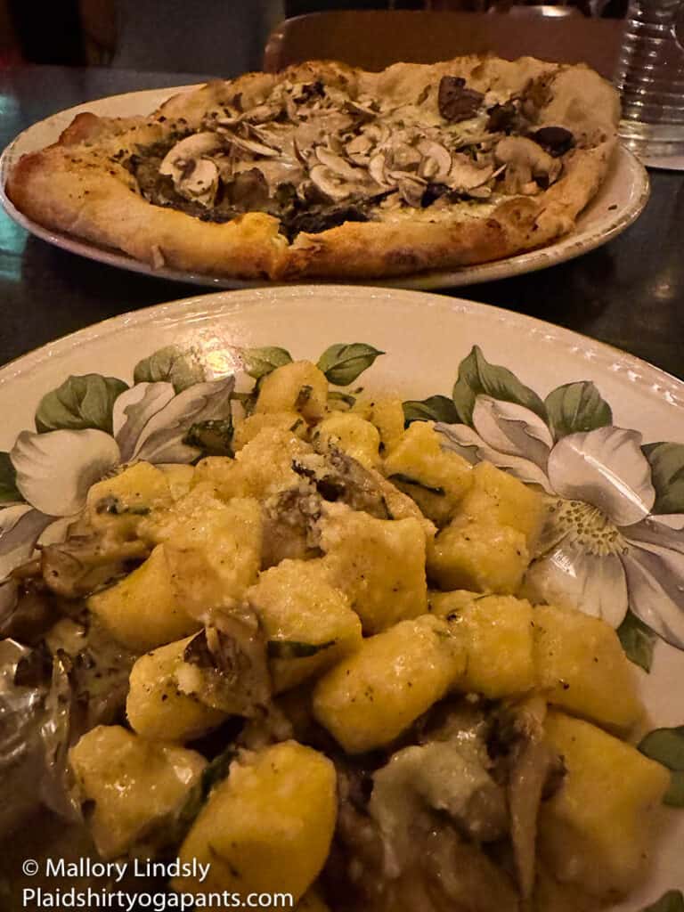 pasta and pizza from gianna in new orleans